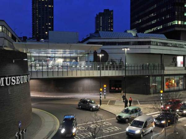 NIGHT COUNCIL RADIO MUSEUM OF&nbsp;LONDON
